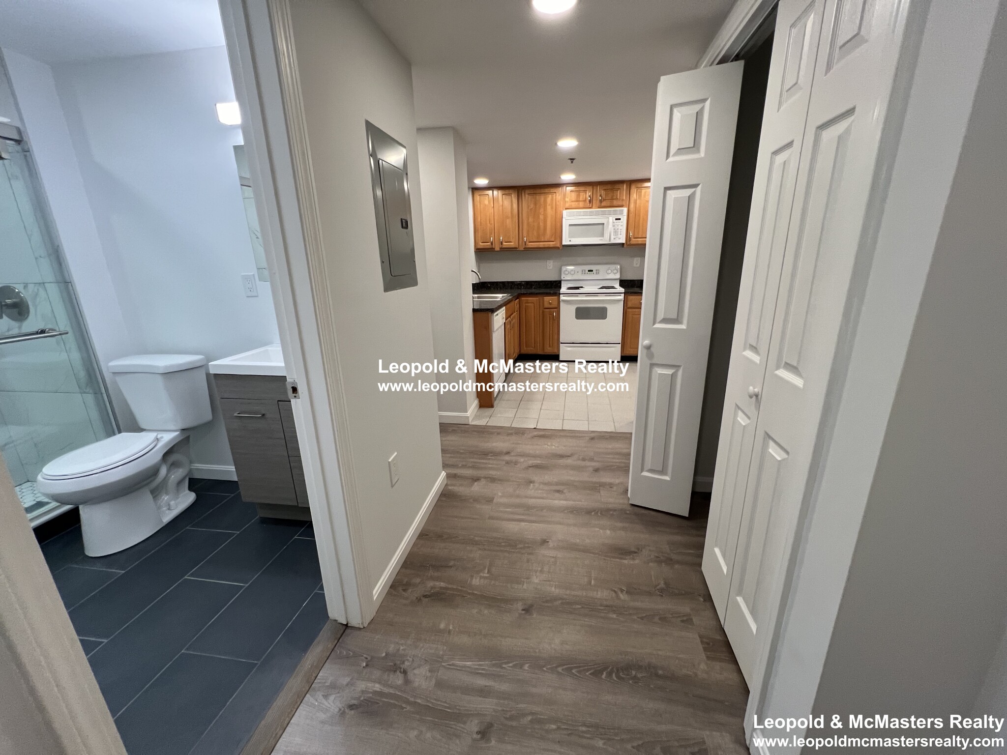 24 Queensberry St, Fenway