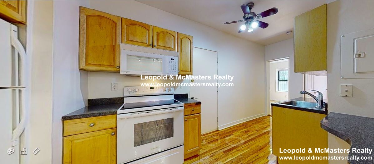 1404 Commonwealth Ave, Brighton