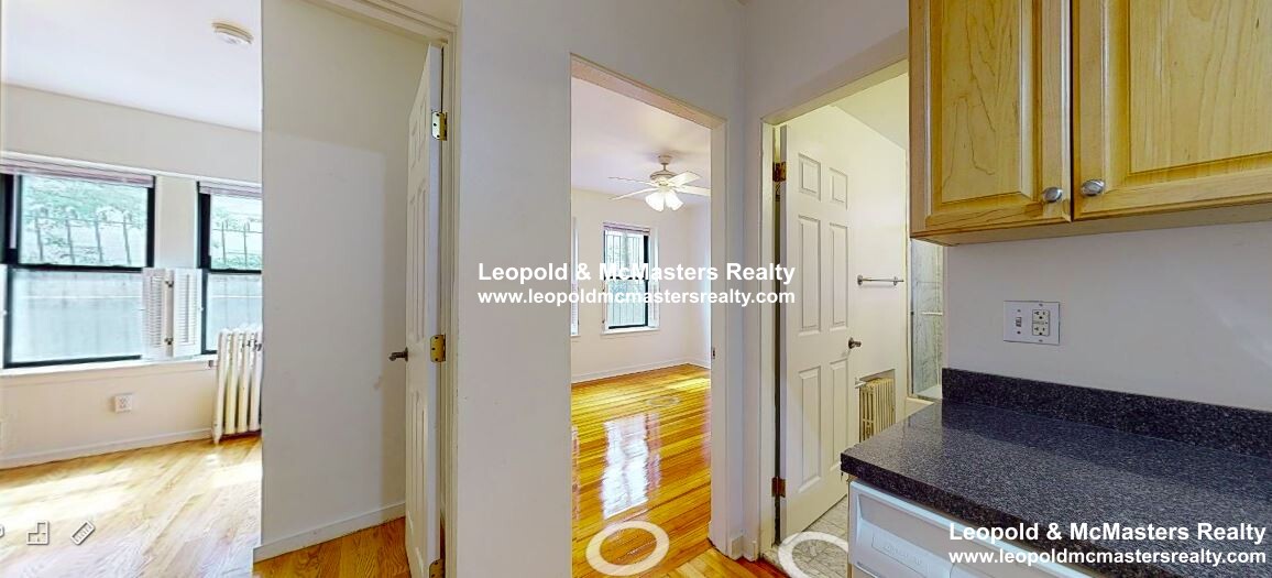 1404 Commonwealth Ave, Brighton