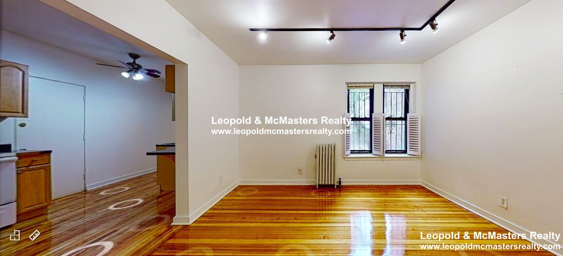 1404 Commonwealth Ave, Brighton