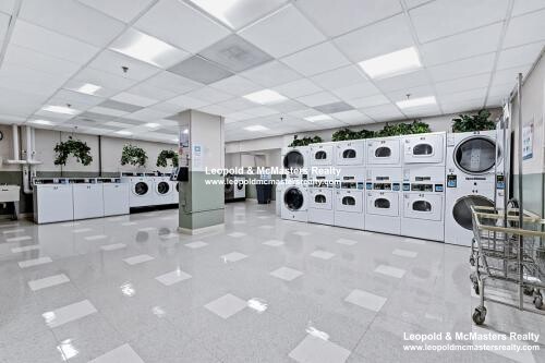 2 Hawthorne Pl, West End