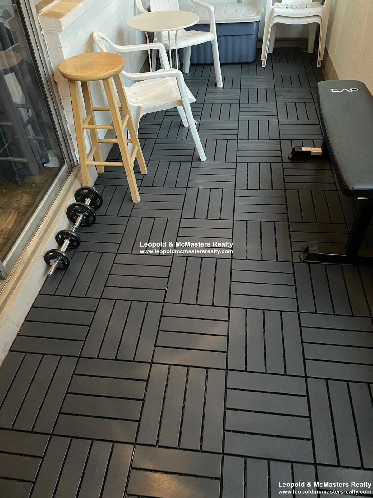 2 Hawthorne Pl, West End