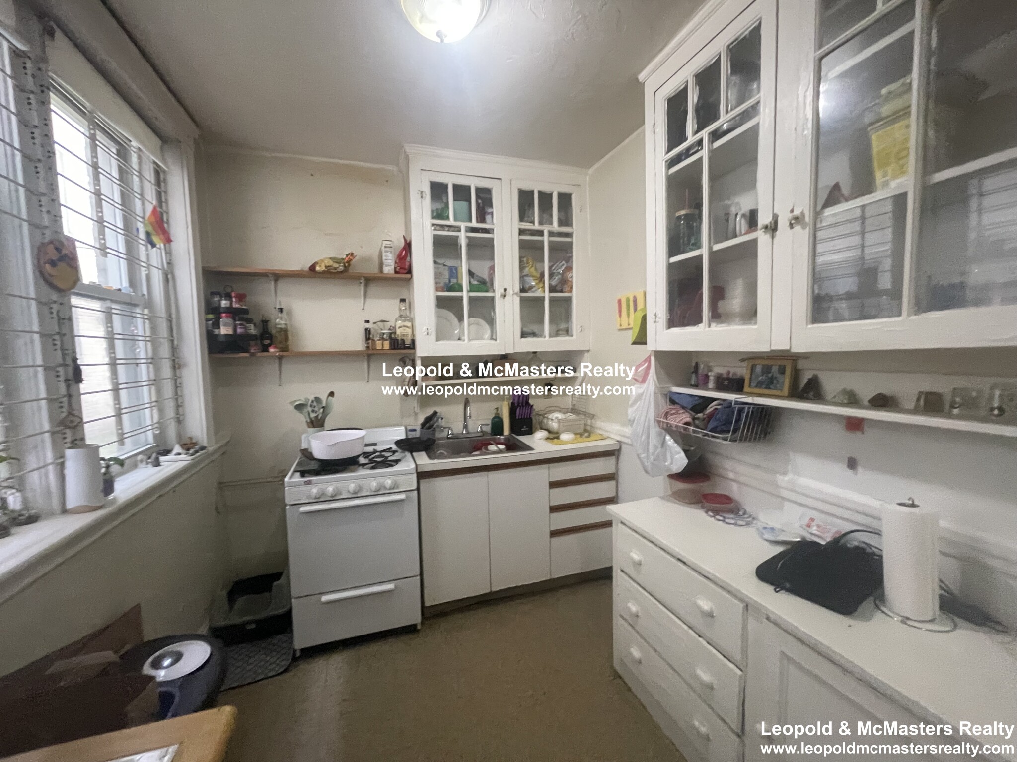 47 Linden St, Allston