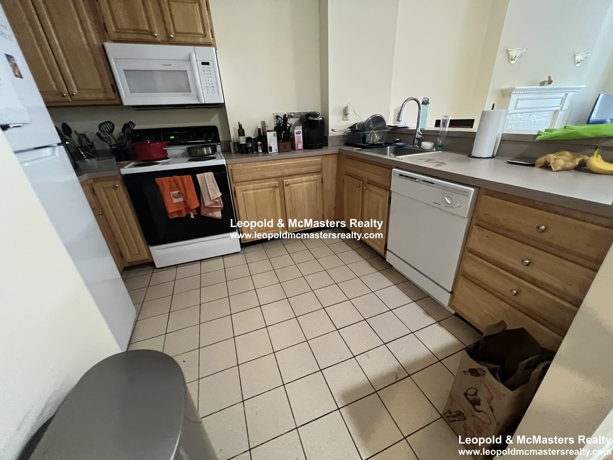 1404 Beacon St, Corey Hill