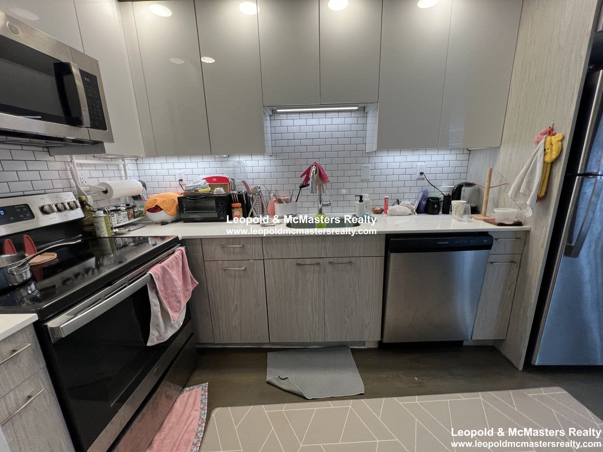 100 Jersey St, Fenway