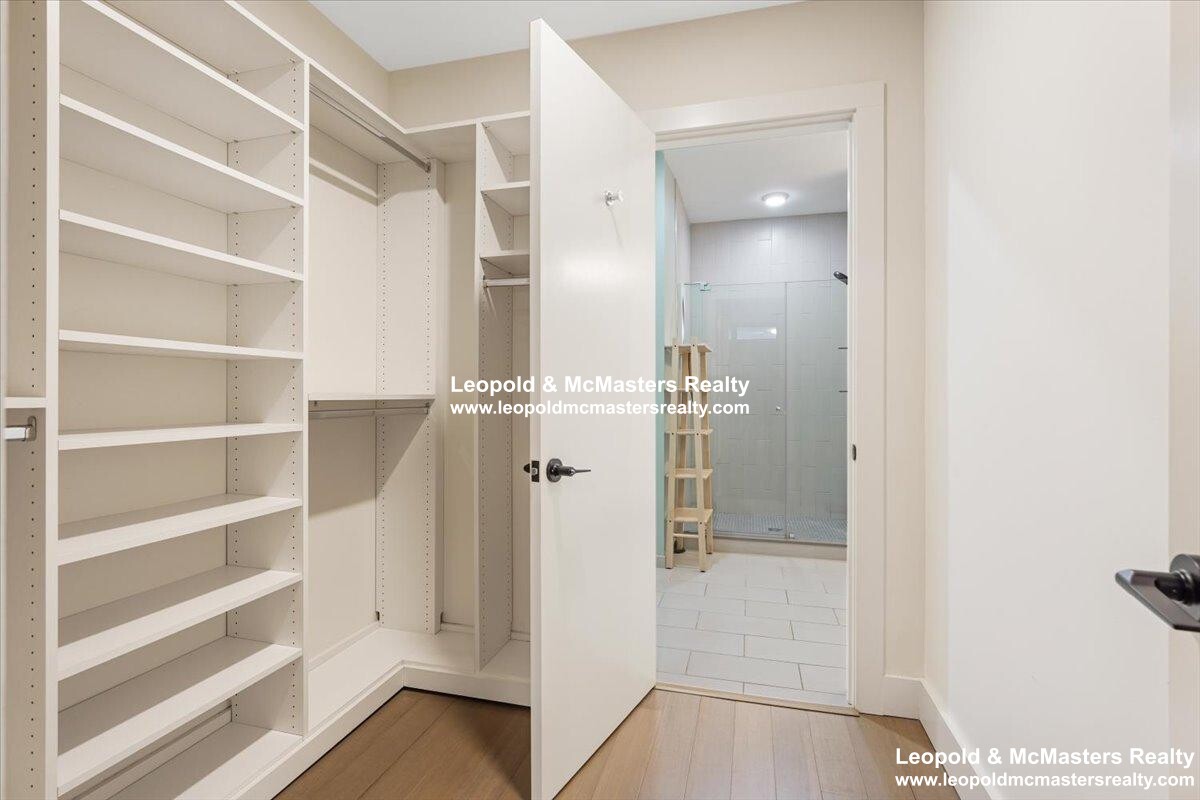 121 Portland St, West End