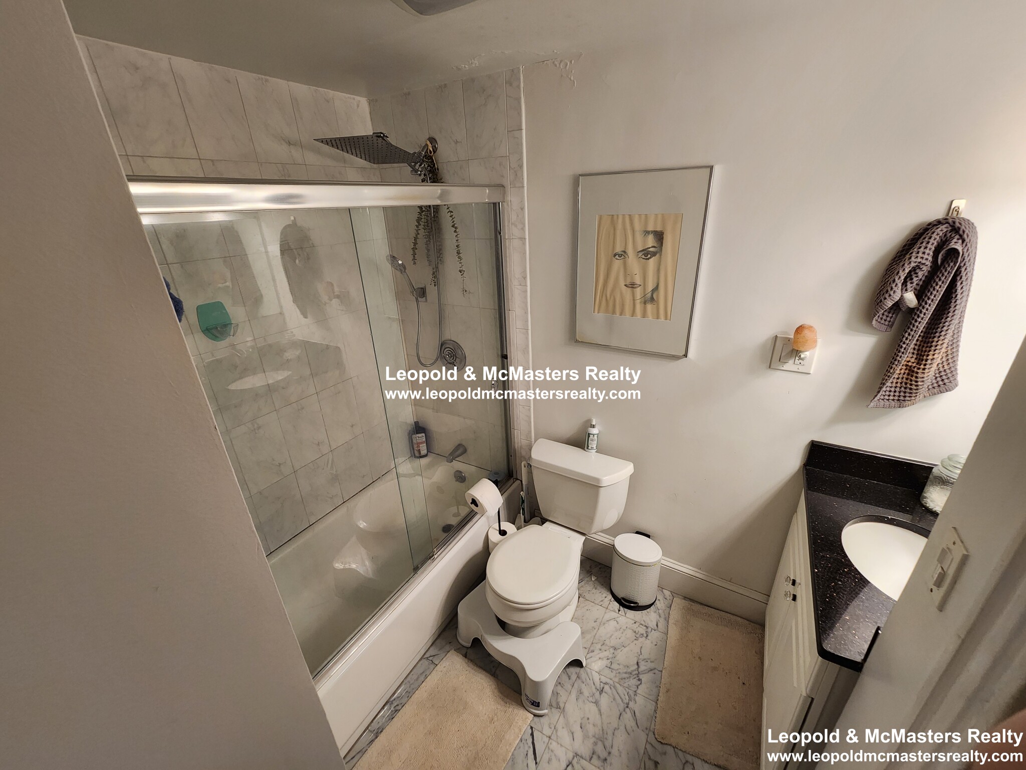 464 Commonwealth Ave, Fenway