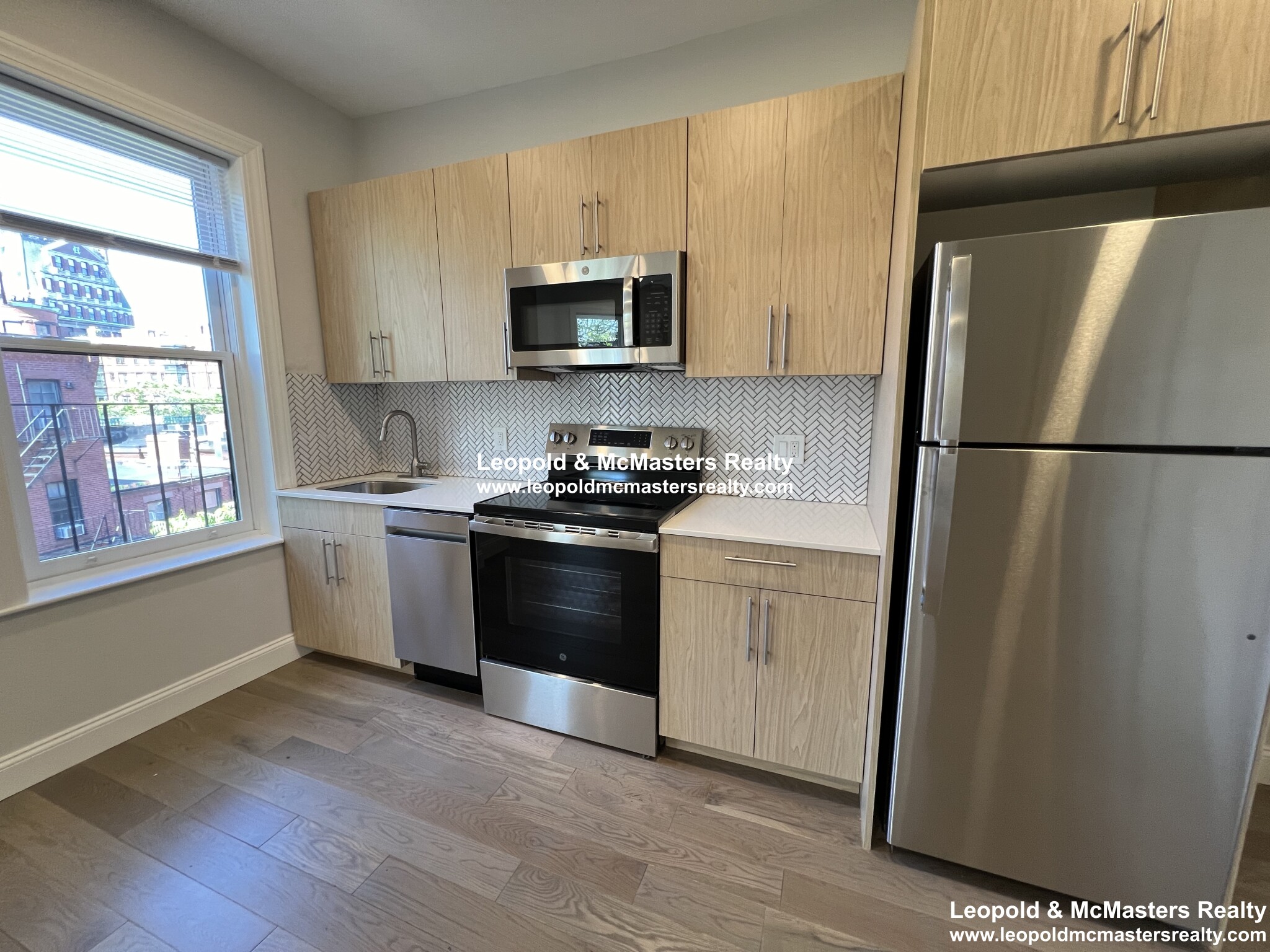 379 Commonwealth Ave, Back Bay