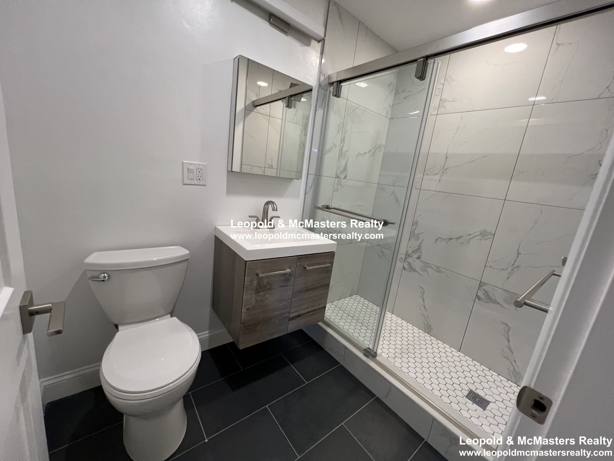 379 Commonwealth Ave, Back Bay