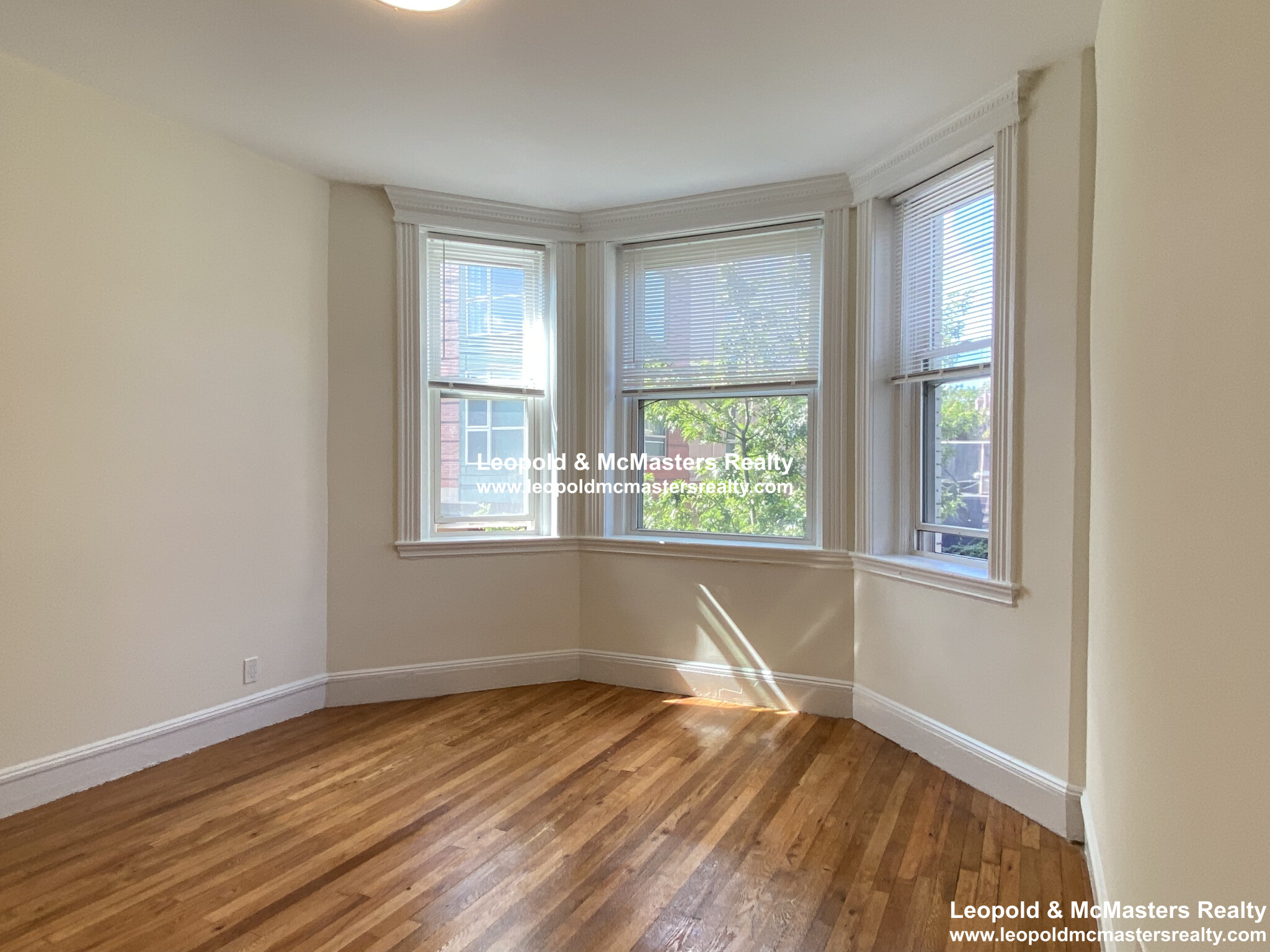 1302 Commonwealth Ave, Allston