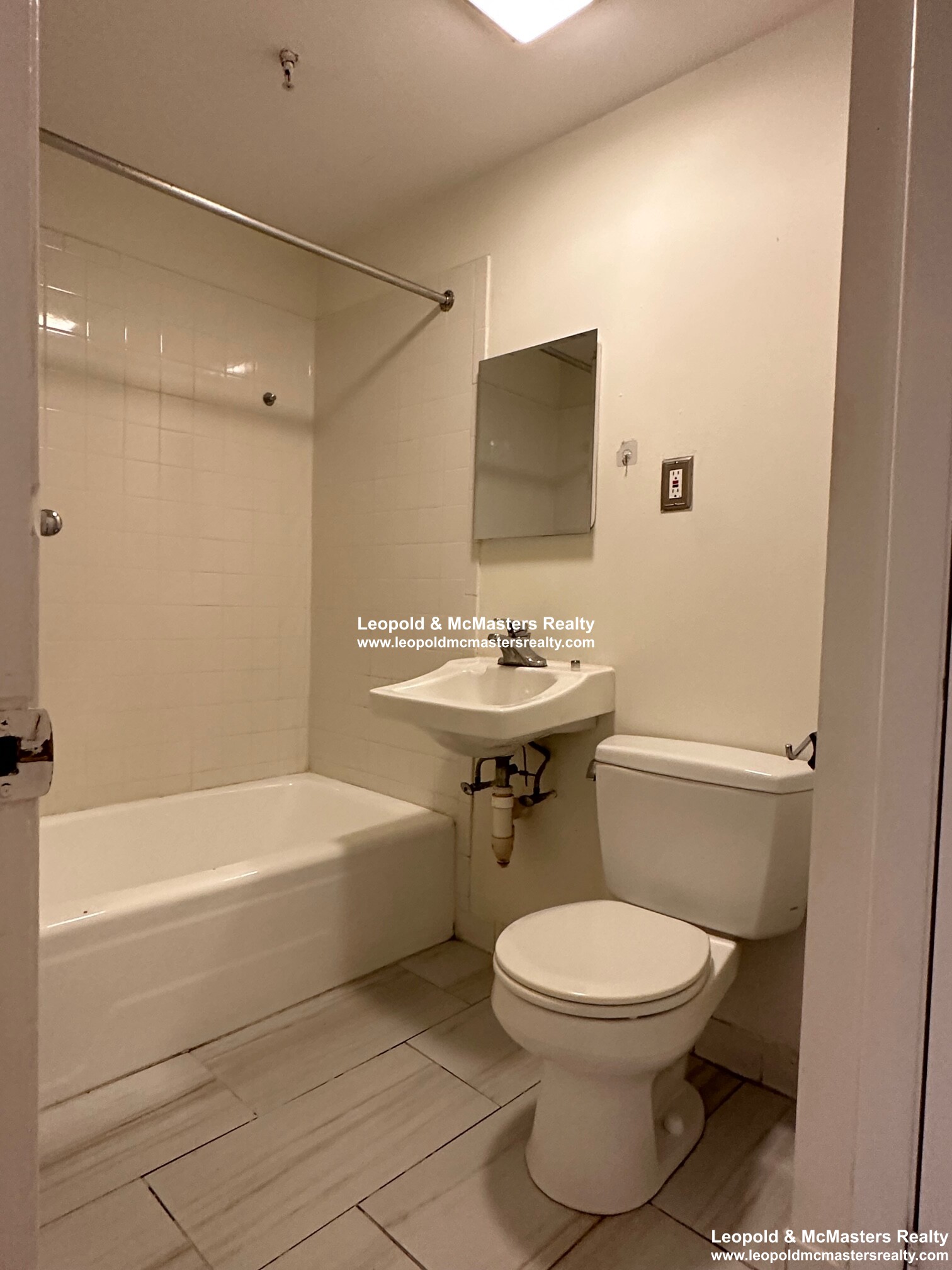 529 Beacon St, Back Bay