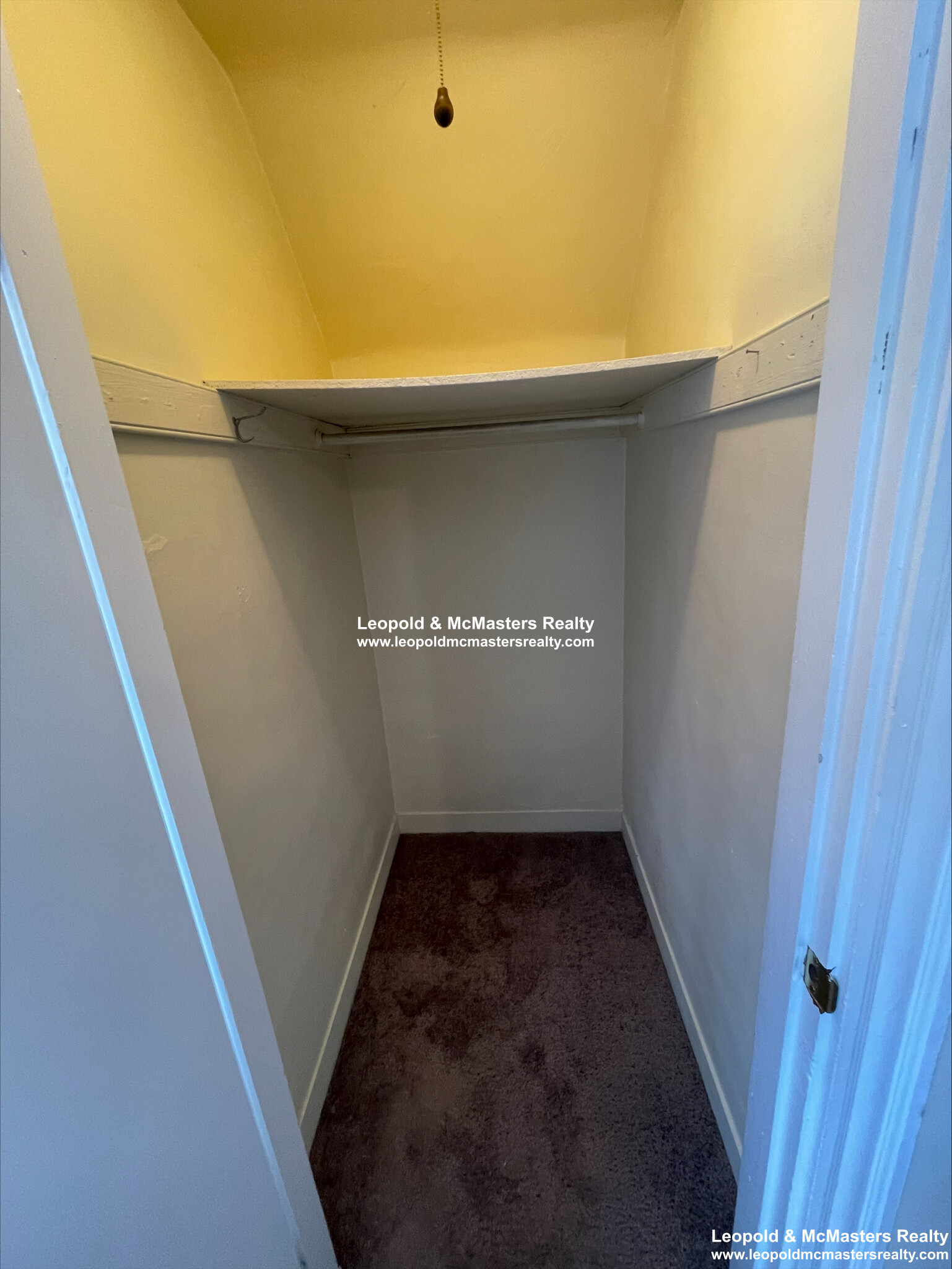 80 Robbins St, South Side