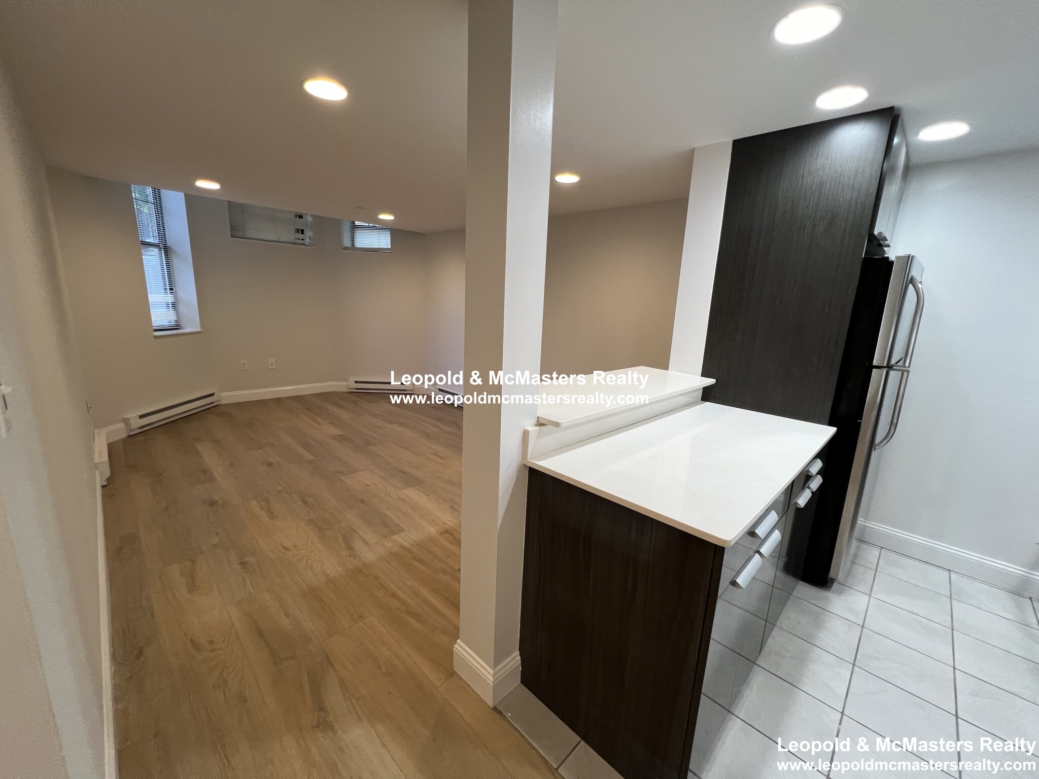 111 Queensberry St, Fenway