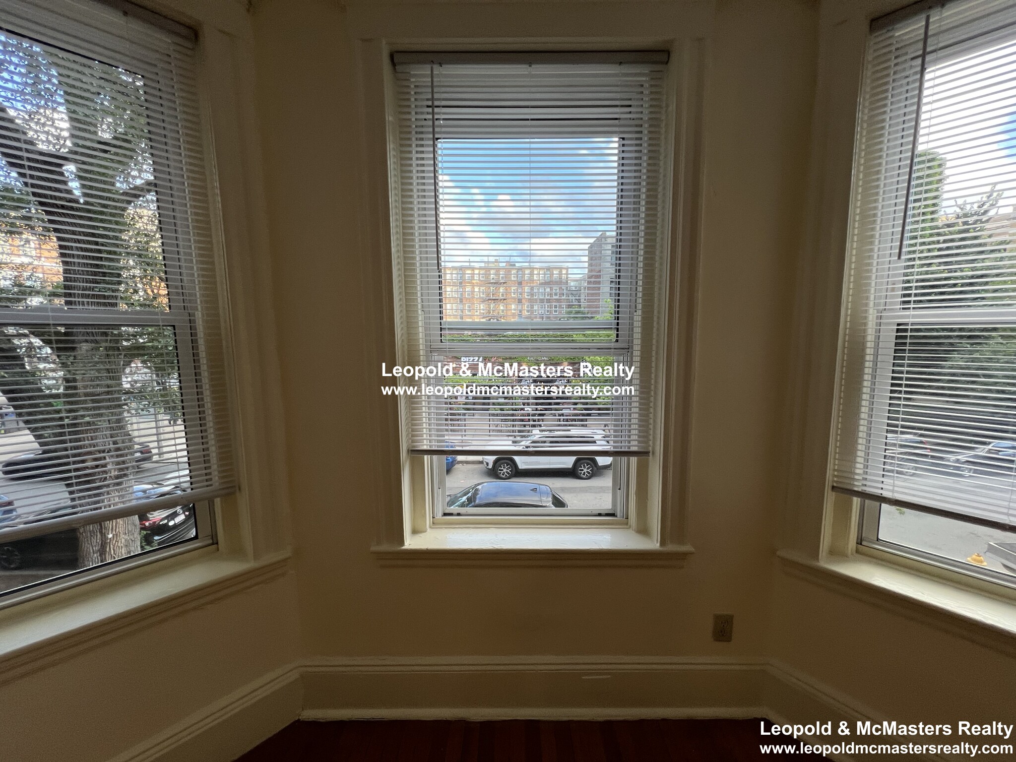 51 Queensberry St, Fenway