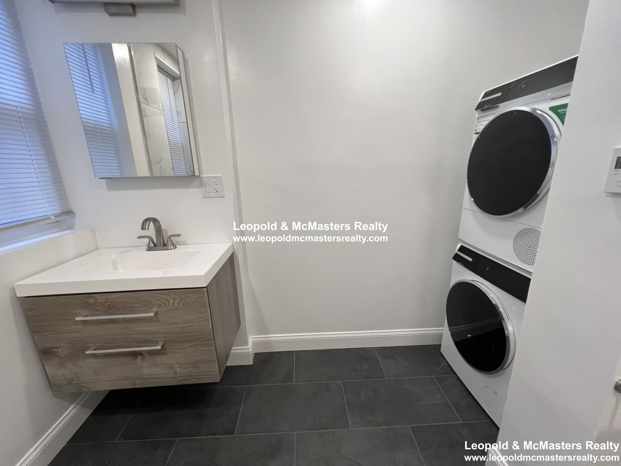 51 Queensberry St, Fenway