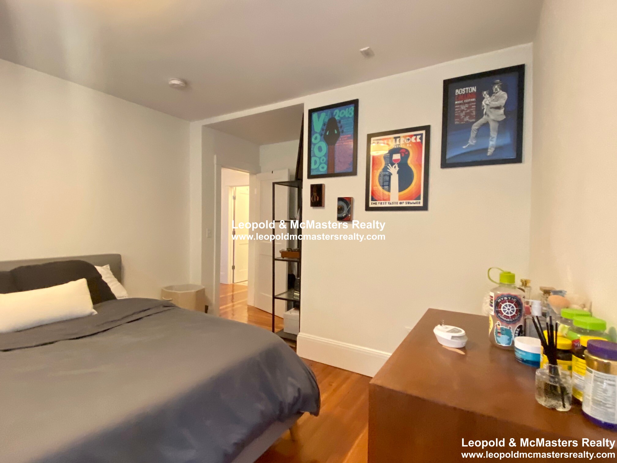 83 Harvard St, Central Village