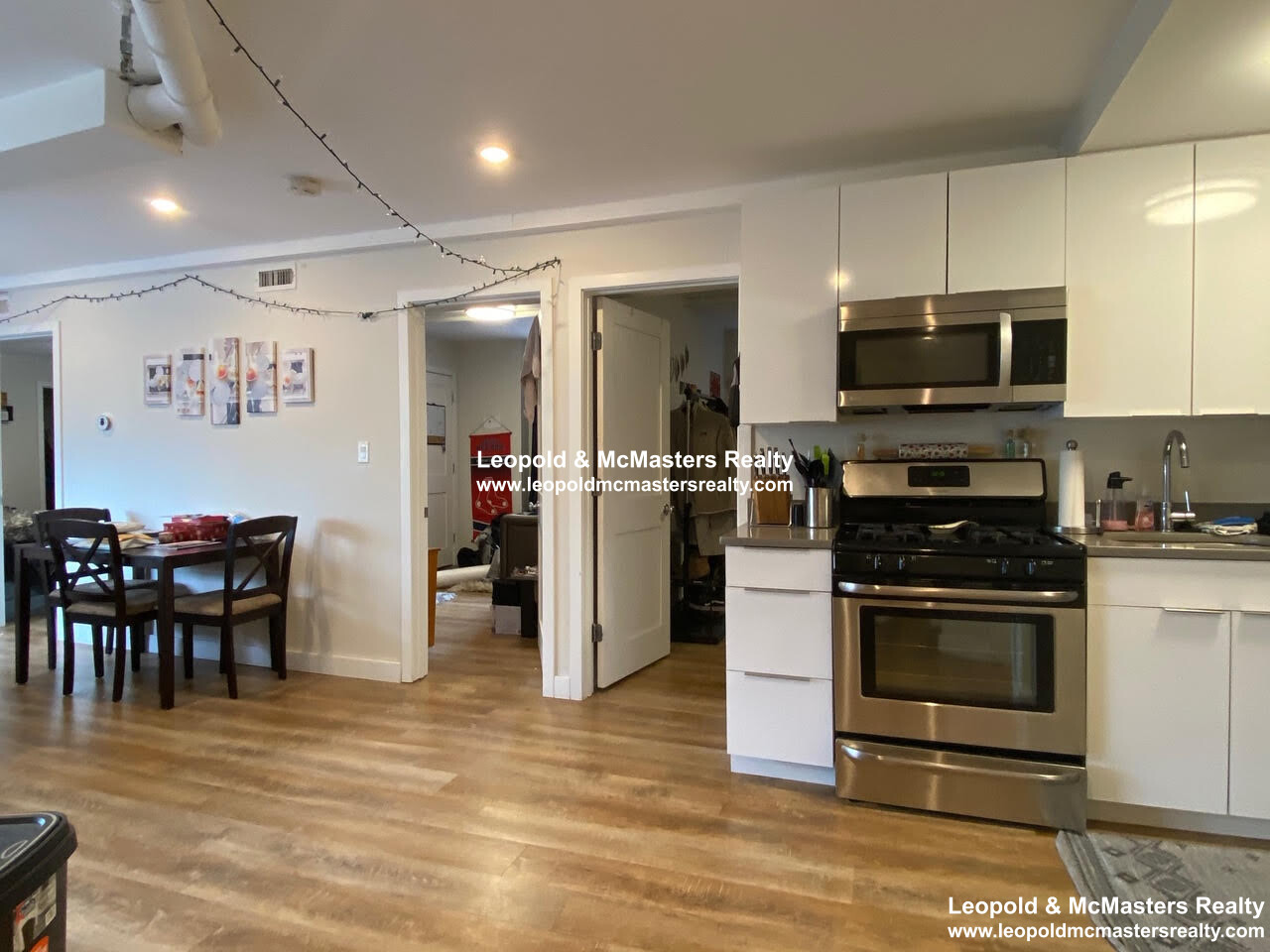 25 Webster Ave, Ward Two