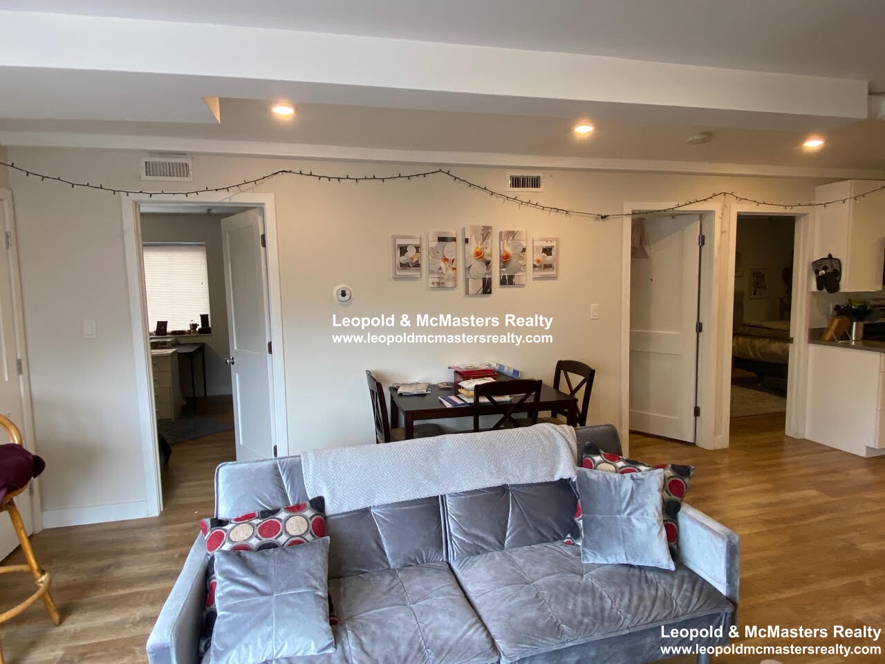 25 Webster Ave, Ward Two