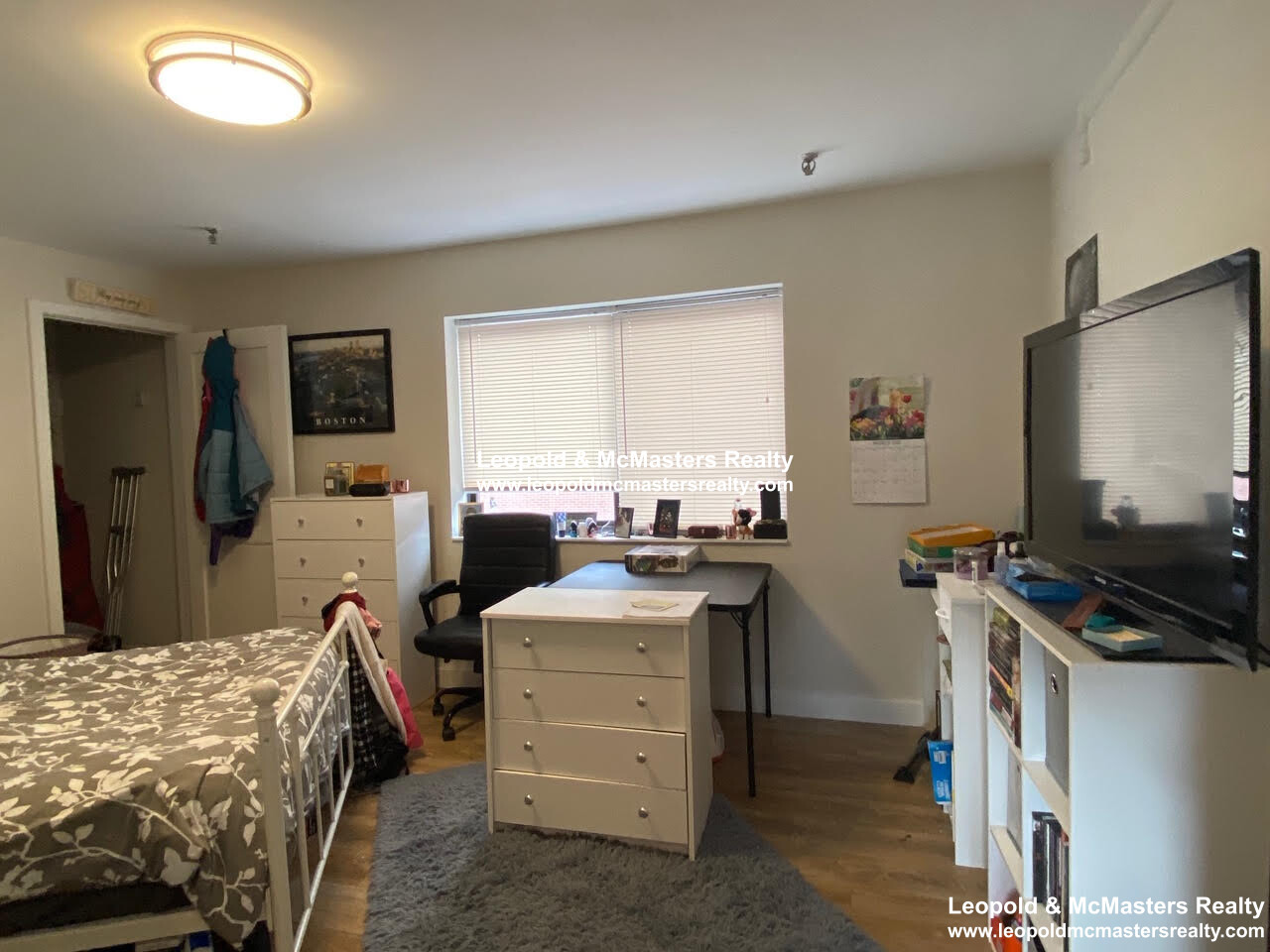 25 Webster Ave, Ward Two