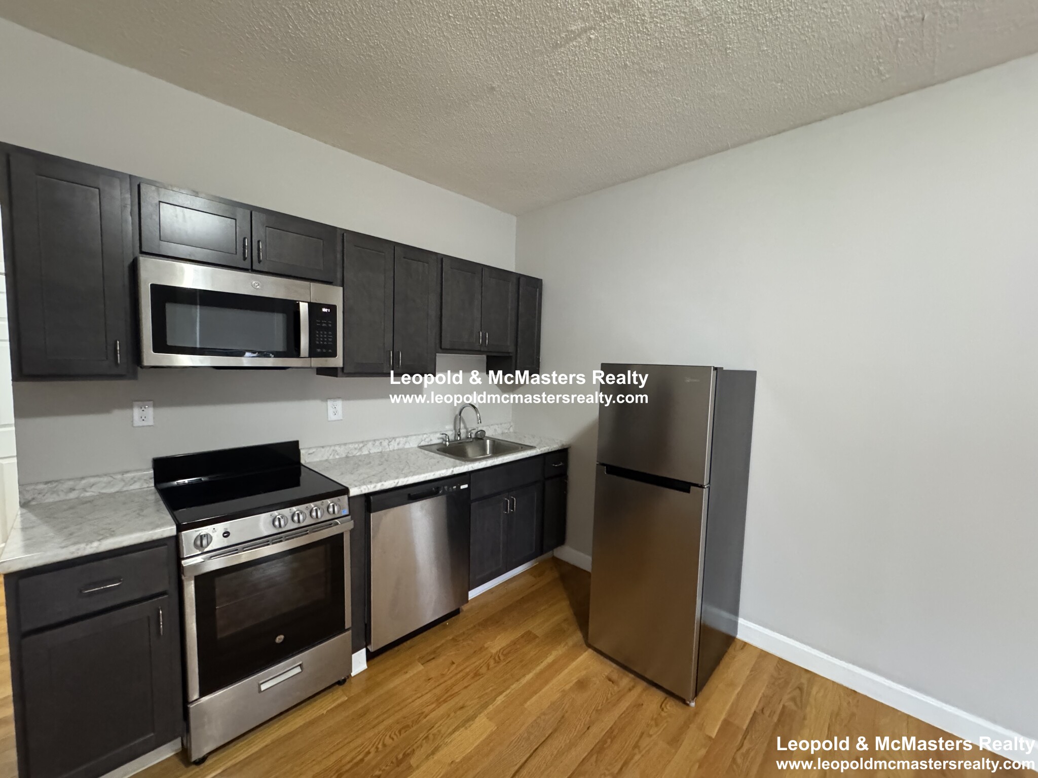 1124 Commonwealth Ave., Unit 1, BOSTON - ALLSTON, BOSTON - ALLSTON