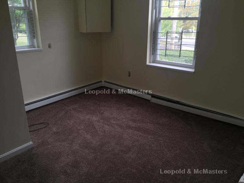 40 Chestnut Hill Ave, Brighton