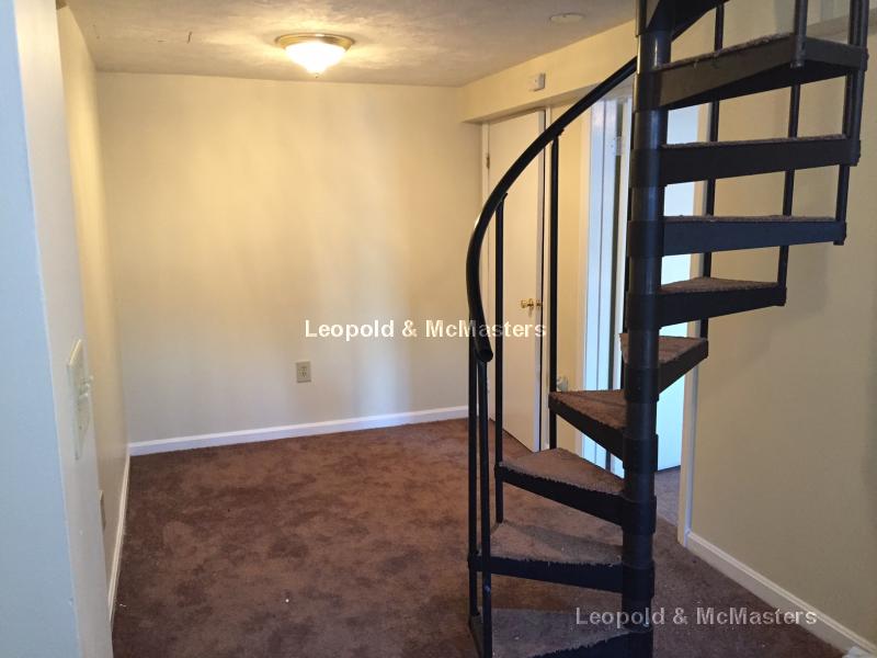 40 Chestnut Hill Ave, Brighton