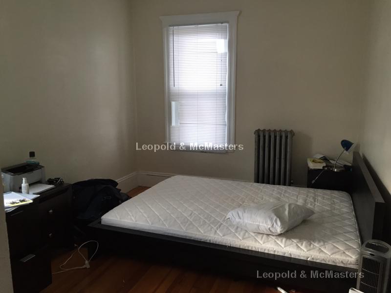 41 Easton St, Allston