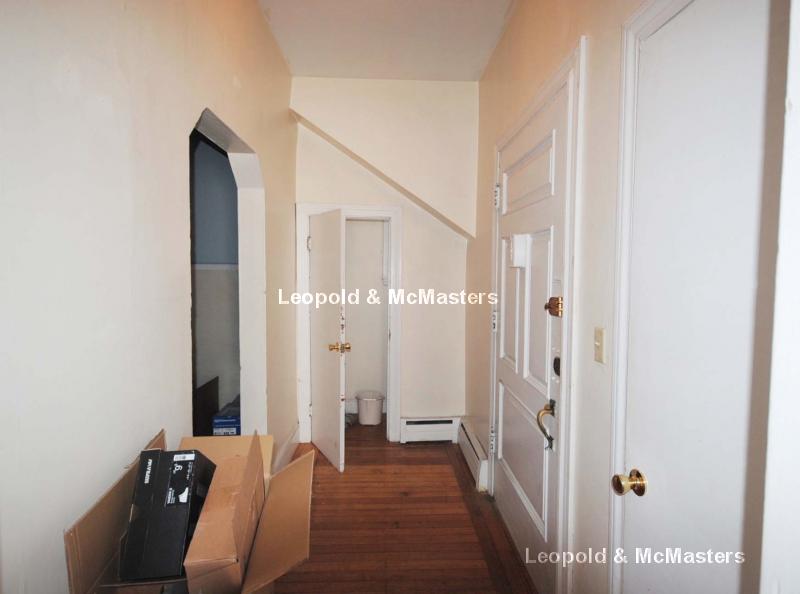 127 Lanark Rd, Brighton