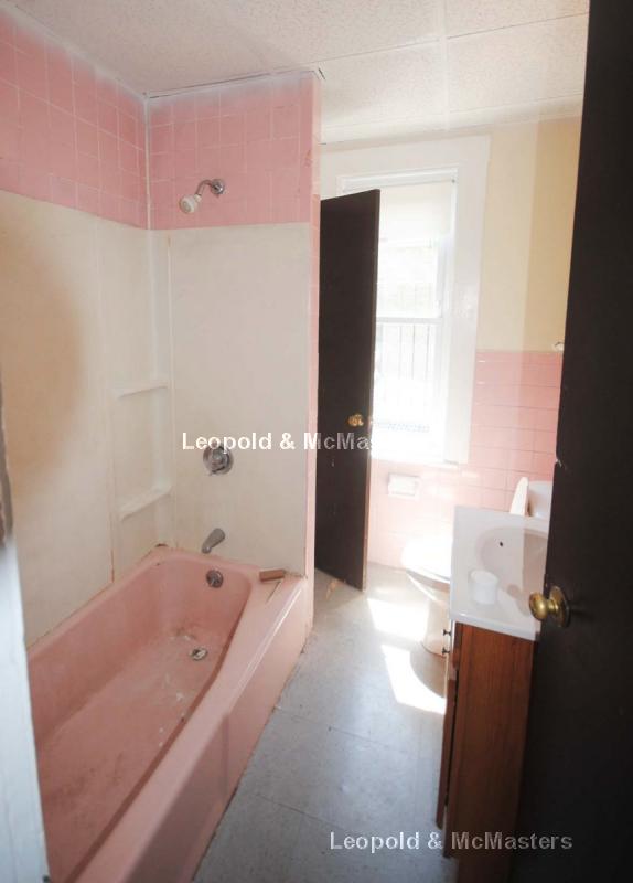 2 Islington Terr, Allston