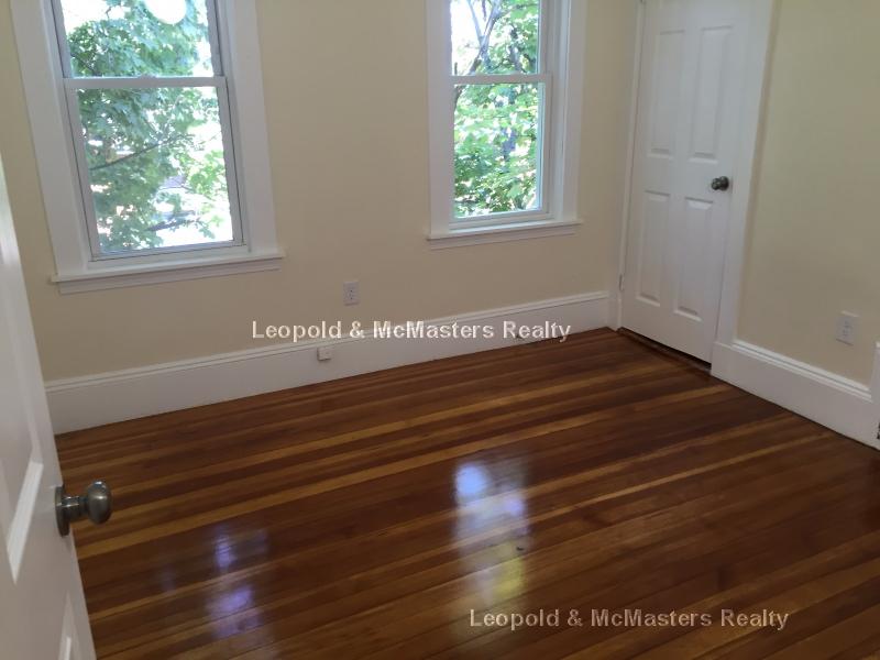 Photos of apartment on Alvan Ter.,Boston MA 02125