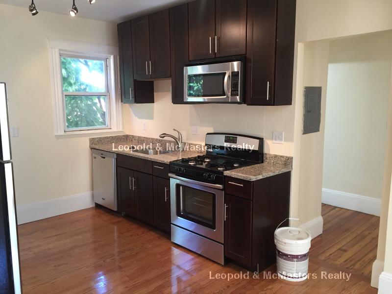 9 Alvan Ter, Dorchester