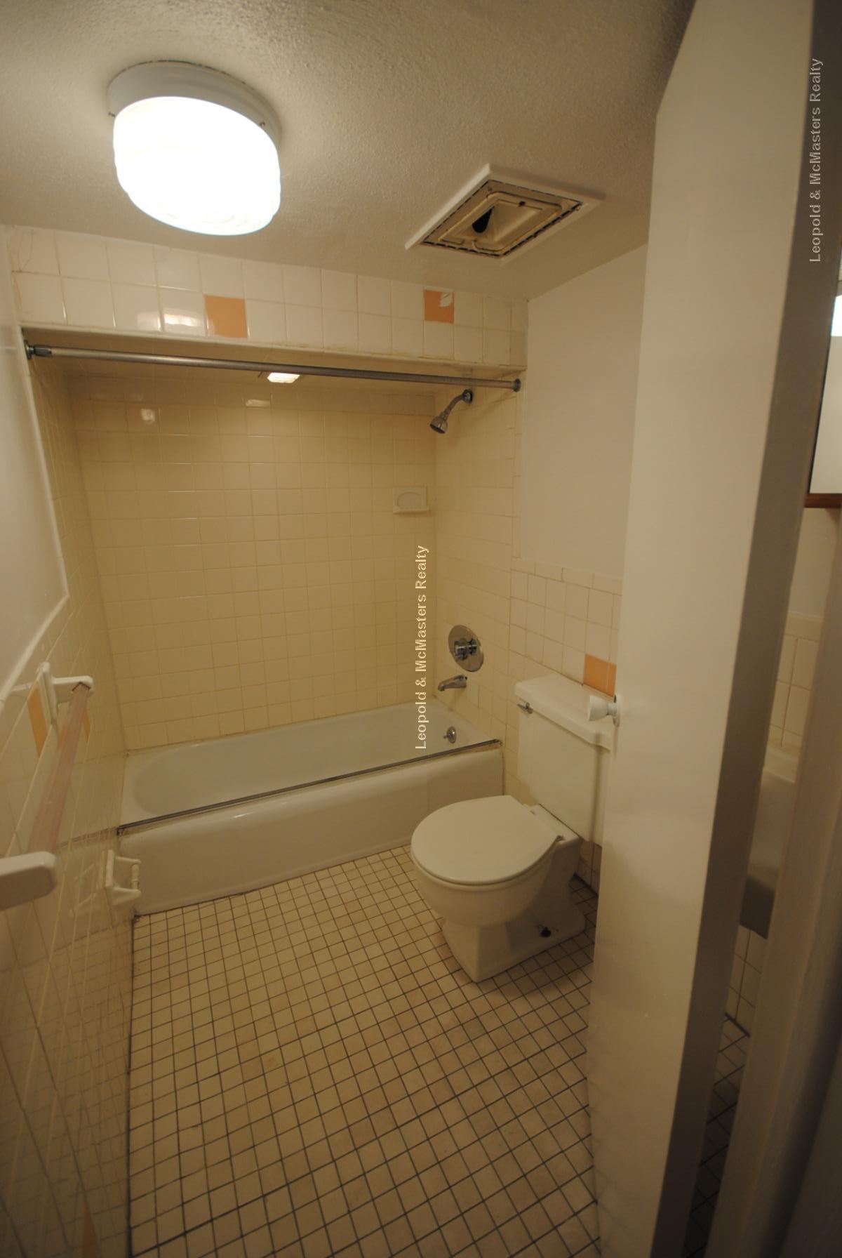 24 Mount Vernon St, Beacon Hill