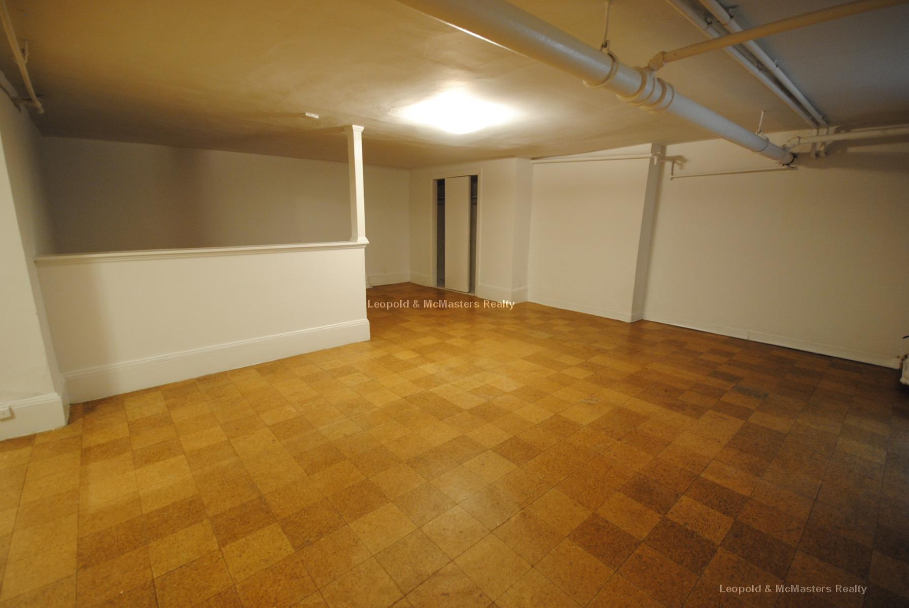 24 Mount Vernon St, Beacon Hill