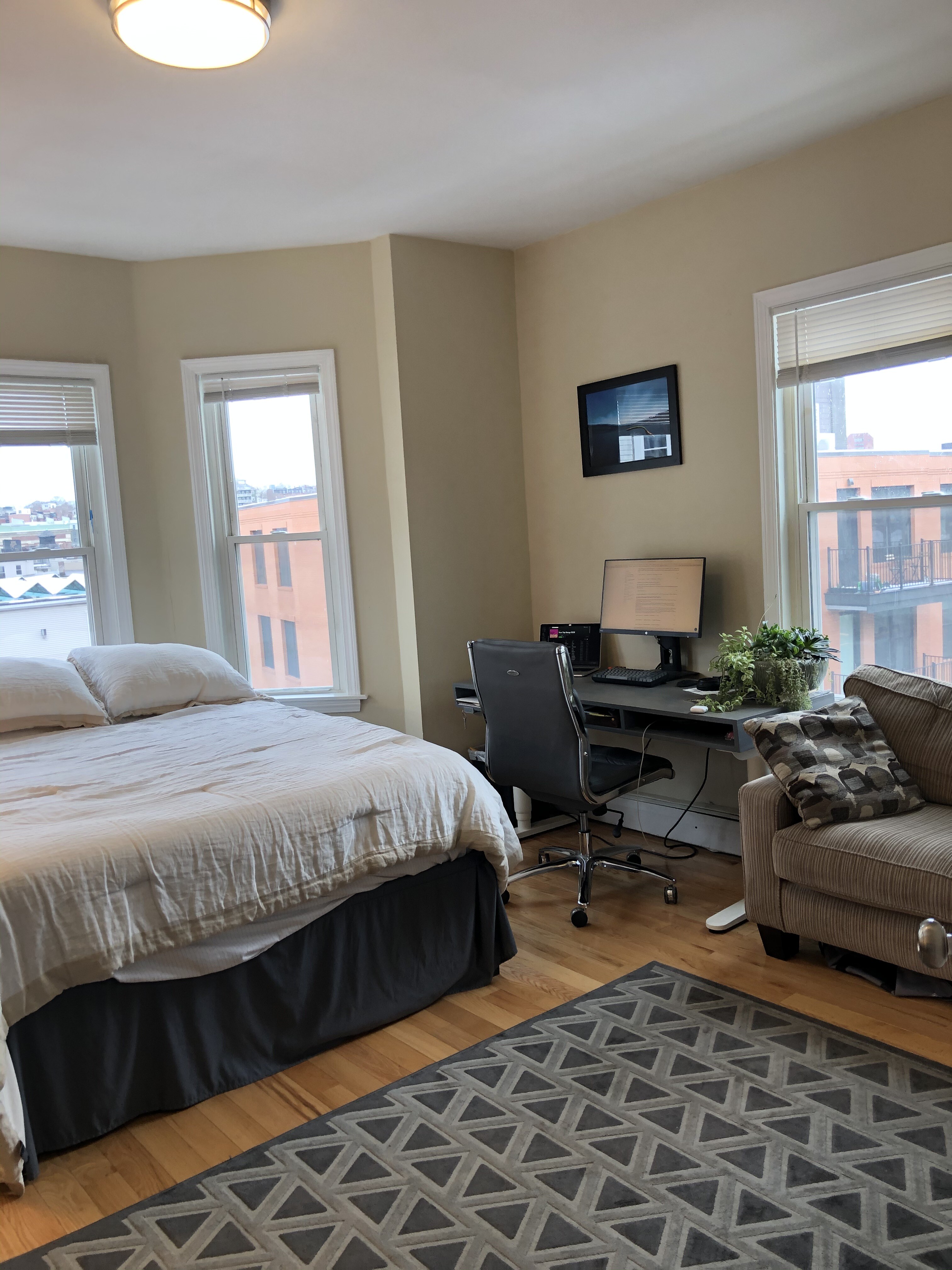 6 Bickford Ave, Mission Hill