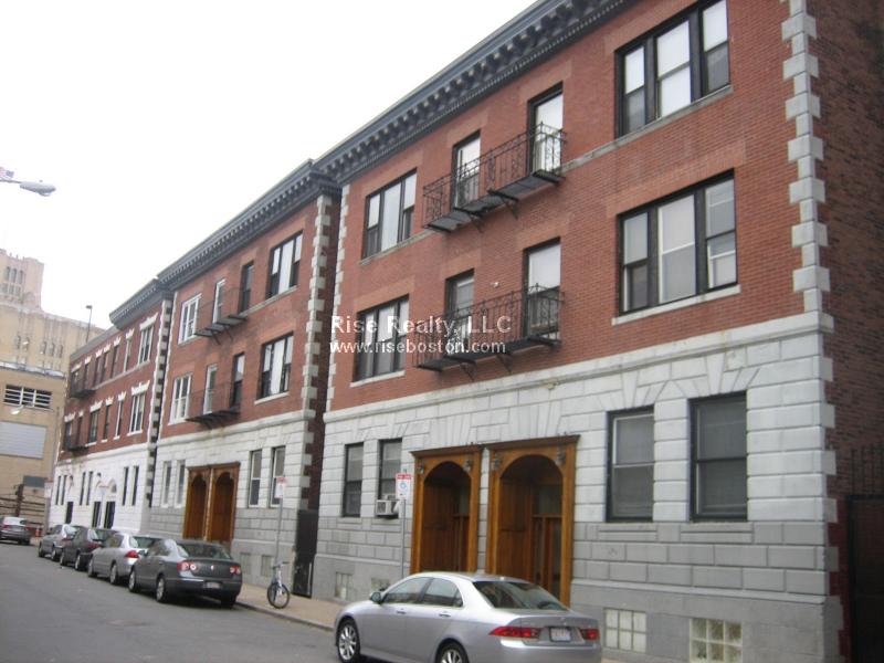 15 Aberdeen St, Boston