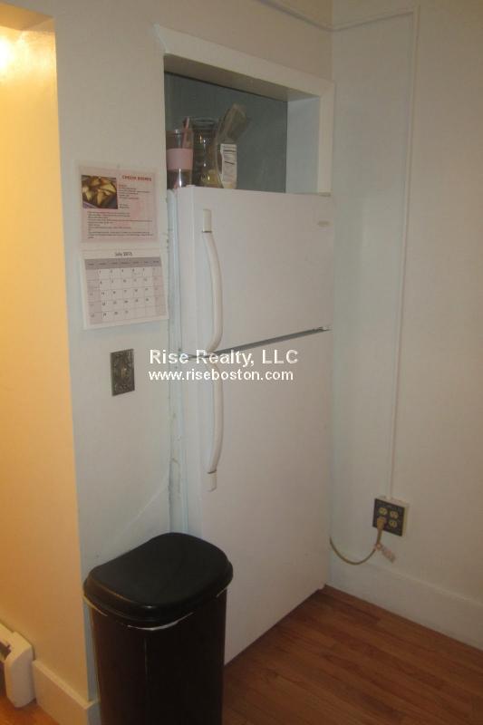 15 Aberdeen St, Boston