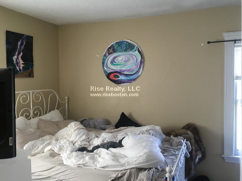 4 bed, 2 bath apartment for rent at 31 Wade St Unit Right, Brighton — photo 11 of 15