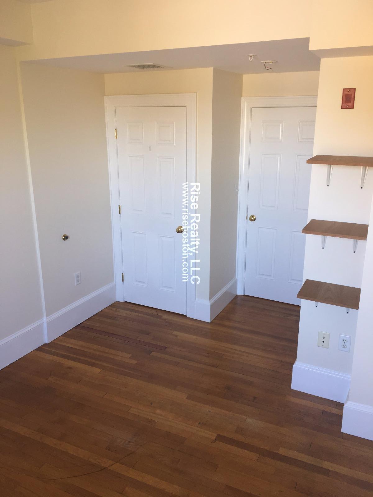 881 Massachusetts Ave, Cambridge