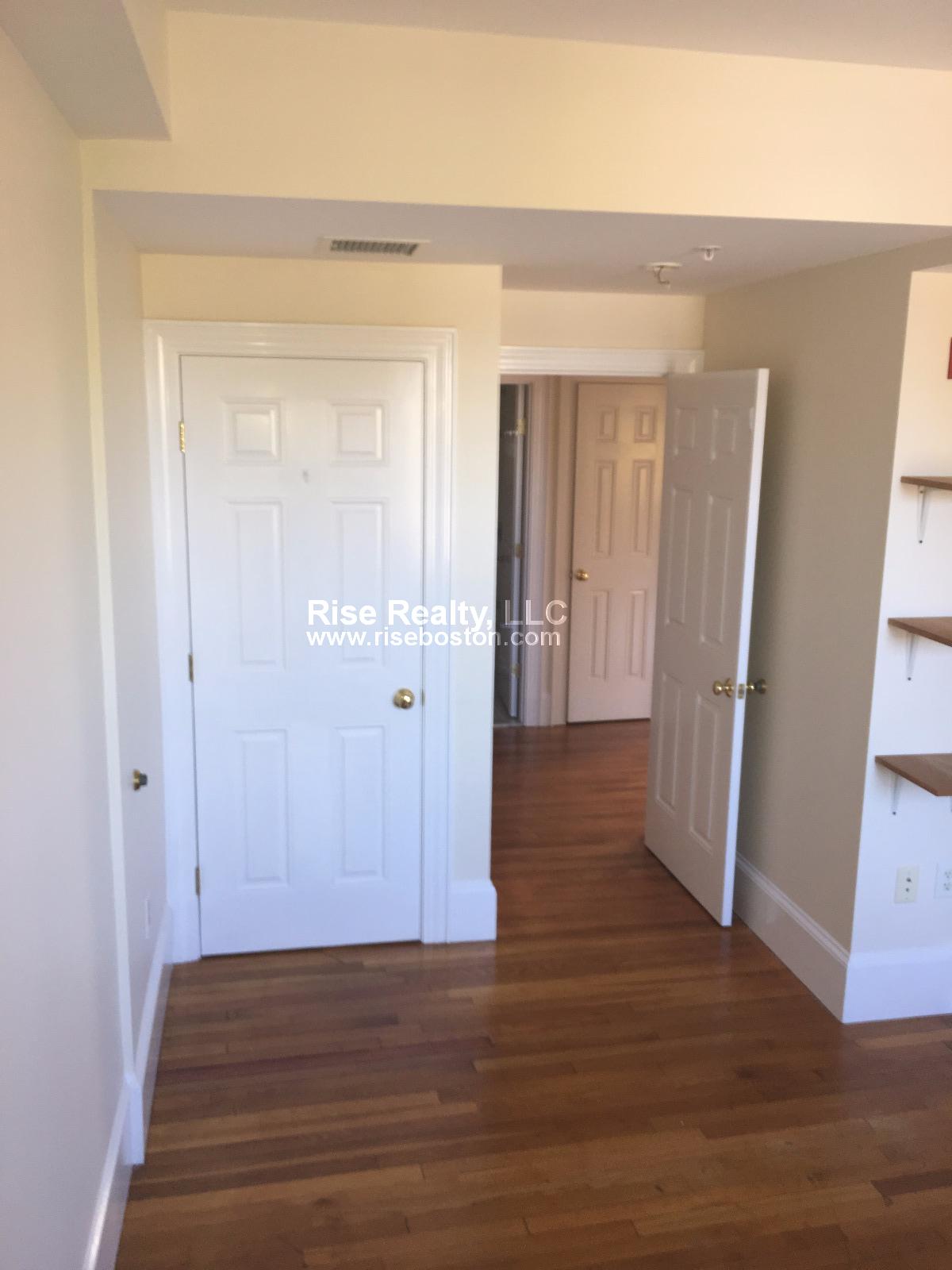 881 Massachusetts Ave, Cambridge