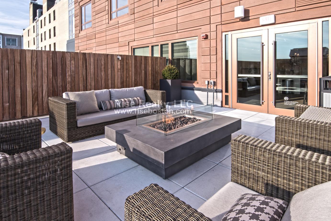 99 Kneeland St, Boston