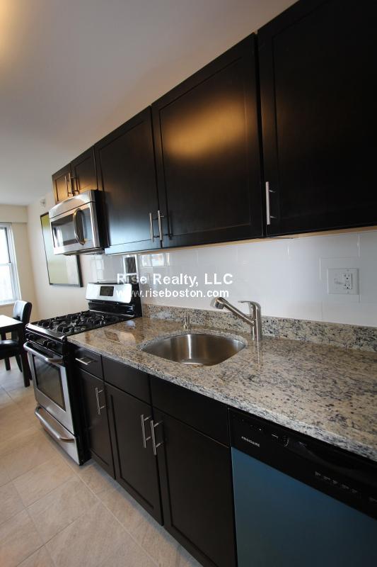 1 bed, 1 bath apartment for rent at 175 Freeman St Unit 714, Coolidge Corner — photo 9 of 11