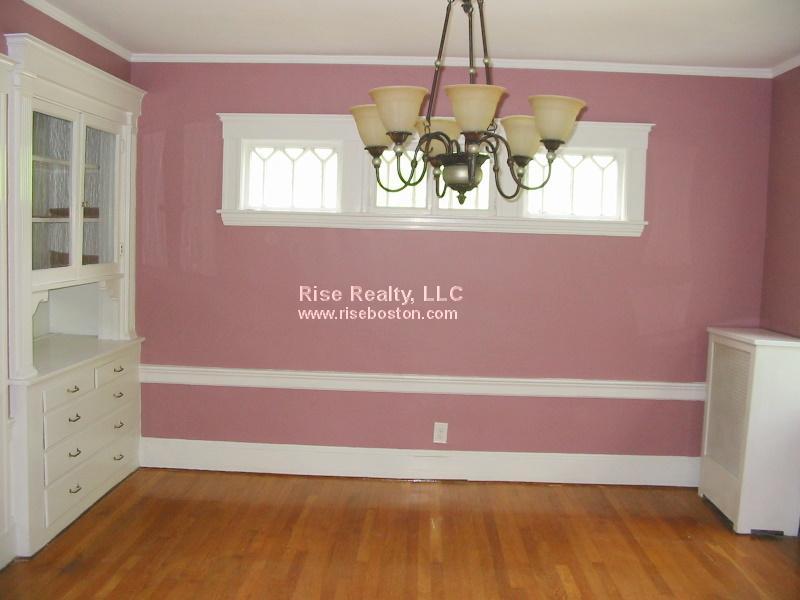 233 Commonwealth Ave, Newton
