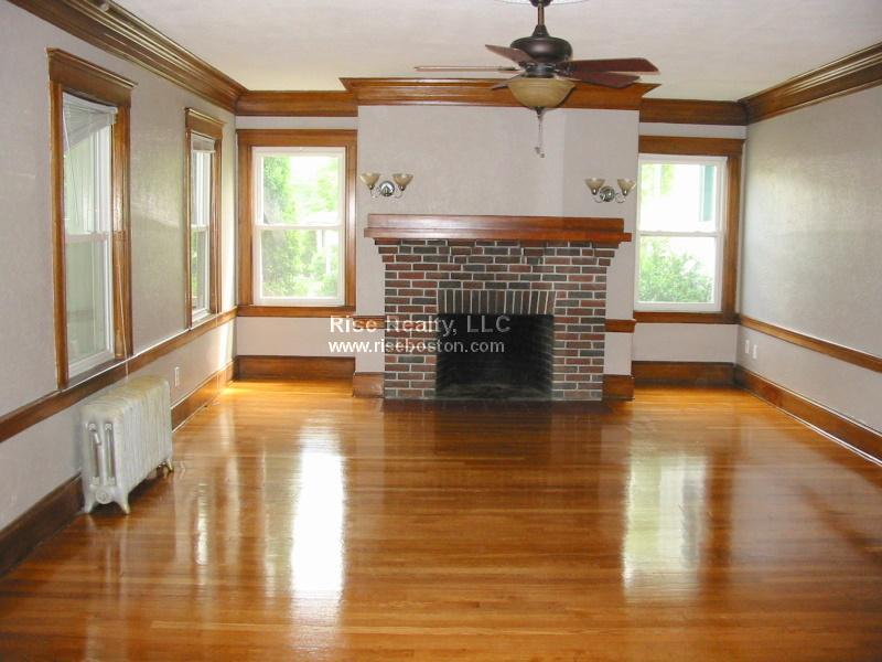 233 Commonwealth Ave, Newton