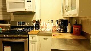 233 Commonwealth Ave, Newton