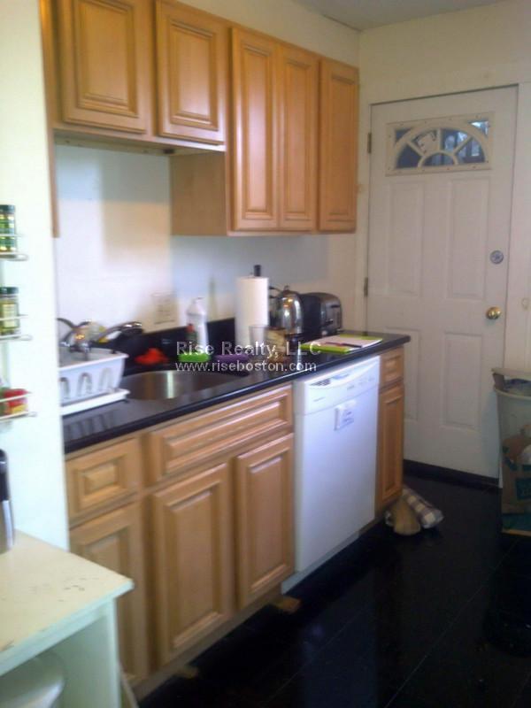 56 Cummings Rd, Brighton