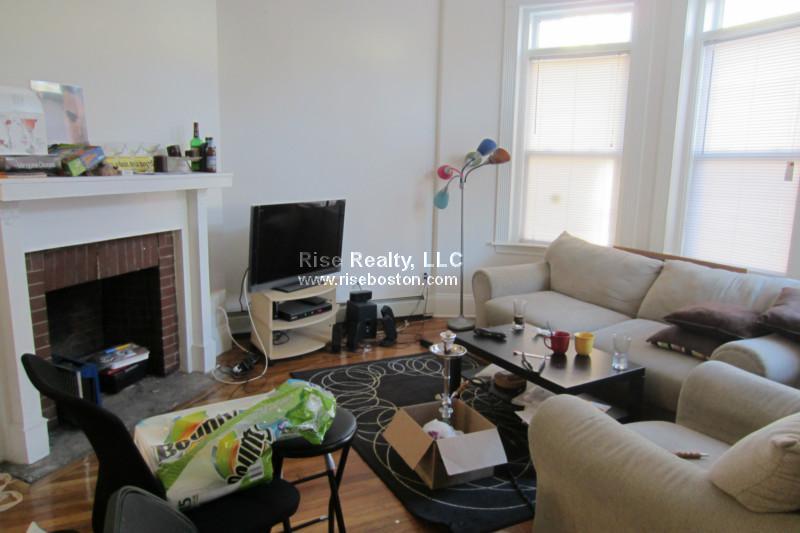 56 Cummings Rd, Brighton