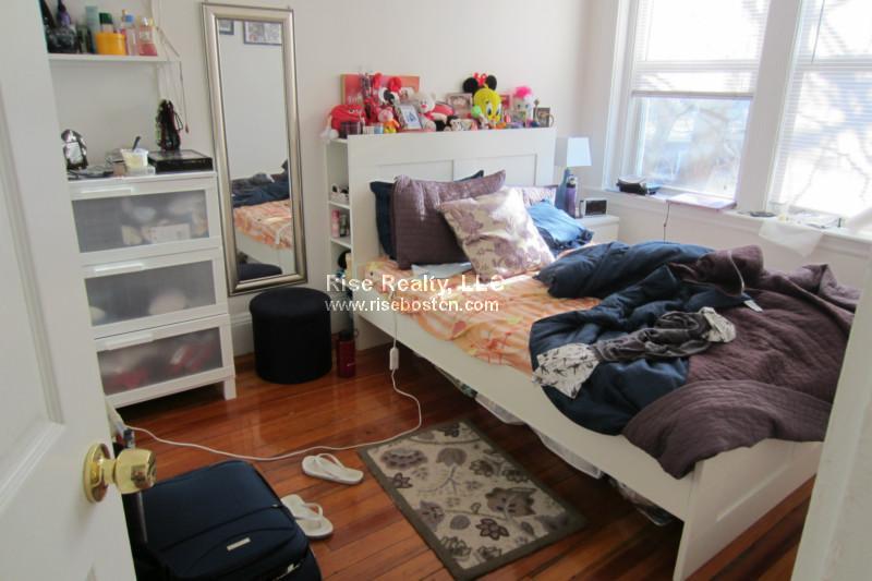 56 Cummings Rd, Brighton