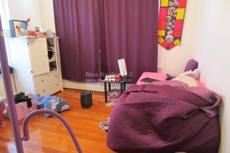 56 Cummings Rd, Brighton