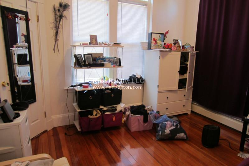 56 Cummings Rd, Brighton