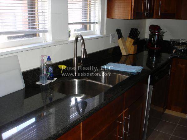 3 bed, 1 bath apartment for rent at 26 Radnor Rd Unit 2, Brighton — photo 3 of 9
